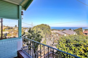 Balcony | Pacific Ocean View