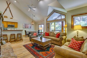 Open-Concept Living Area | Free WiFi | Central Heat | Smart TV | Gas Fireplace