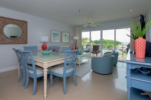 6-seat dining table in the living room