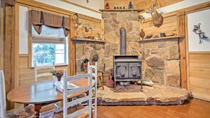 Dining Space | Dishware/Flatware | Wood-Burning Stove