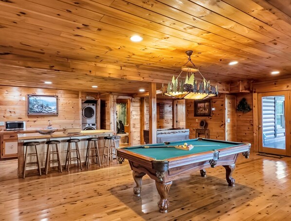 Spielezimmer