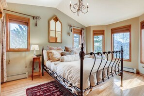 The bay windows in the Master means lots of light, and great westward views