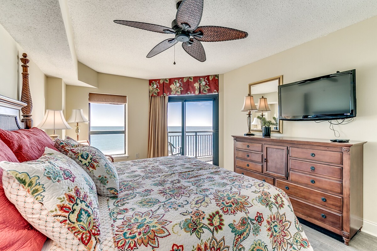 Breathtaking 4/4 Condo w/ Two Oceanfront Balconies – by Luxury Beach Rentals