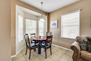 Dining Area | Dishware/Flatware