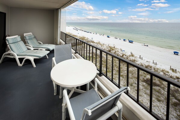 HUGE balcony with lots of great views - Plenty of seating to enjoy the views.