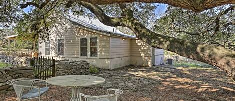 Find your next getaway in the heart of Texas at 'The Bunkhouse!'