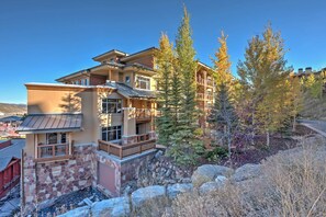 Exterior | Located in Canyons Village at the Sundial Lodge