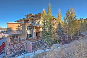 Exterior | Located in Canyons Village at the Sundial Lodge