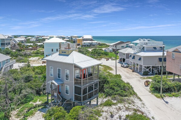 Situated on Lot to Maximize View