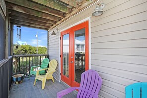 Bedroom 1 - Screened Deck