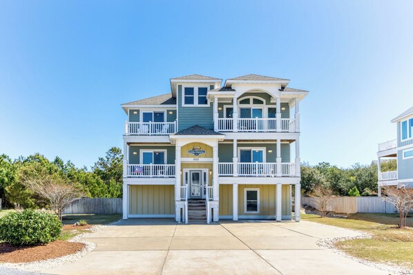Front Exterior of Gone Coastal