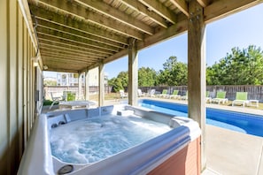 Private Hot Tub and Pool