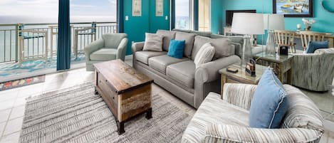 Such a BEAUTIFUL condo! - Tranquil colors bring a sense of happiness so one truly appreciates the beach atmosphere.