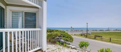 Oak Bluffs Vacation Rental | 2BR | 2BA | 1,100 Sq Ft | Stairs Required