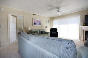Surf Watch 202 Living Area