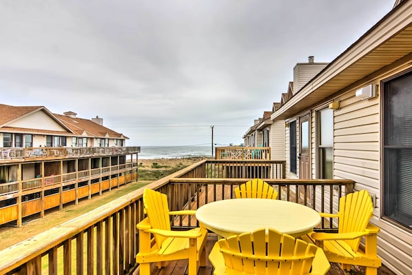 Kitty Hawk Vacation Rental | 3BR | 2.5BA | 1,800 Sq Ft | Stairs Required