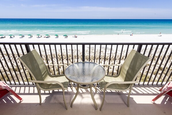 Balcony - Cheers! Enjoy the views!