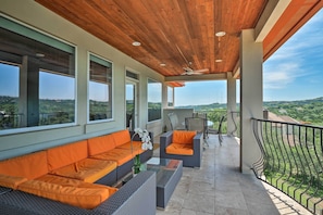 Private Balcony | Hill Country Views