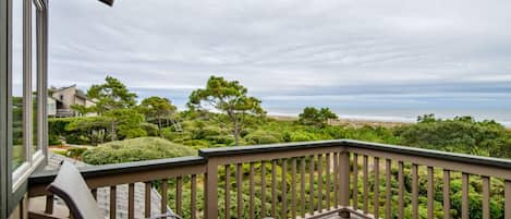 Oceanfront Deck