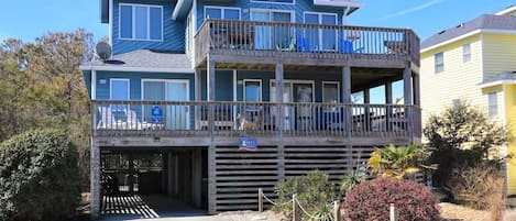  Welcome to Blue Heron Located at 753 Waters Edge Corolla, NC 