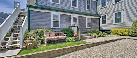 Provincetown Vacation Rental | 2BR | 1BA | 550 Sq Ft | Stairs Required