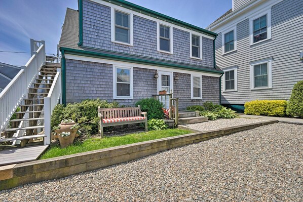 Provincetown Vacation Rental | 2BR | 1BA | 550 Sq Ft | Stairs Required
