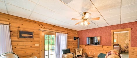 Keosauqua Vacation Rental | 2BR | 1BA | 1,400 Sq Ft | Stairs Required