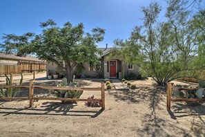 Front Entrance | Single-Story Home