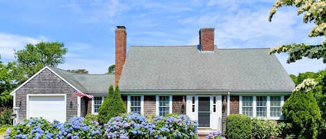 Serene home set on a parklike lot with many plantings to enjoy while soaking up the sunny breeze in Chatham - 13 Monomoy Circle- Chatham- Cape Cod- New England Vacation Rentals