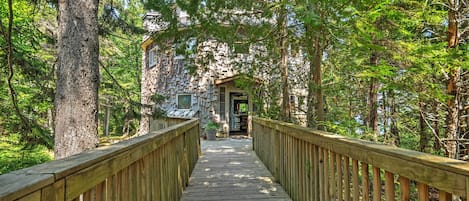 Prospect Harbor Vacation Rental | Private Cottage | 3BR | 2.5BA | 2,200 Sq Ft