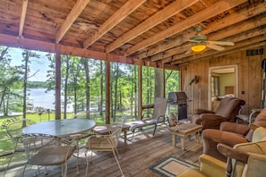 This waterfront property opens to the Kentucky Lake with ample water activities.