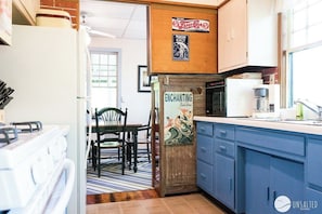 Fully Stocked Kitchen
