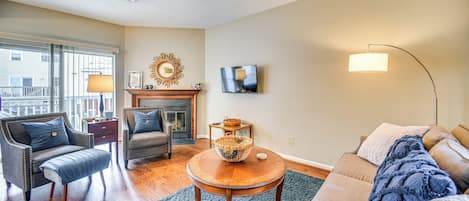 Williamsburg Vacation Rental | 3BR | 2.5BA | 1,450 Sq Ft | Stairs Required
