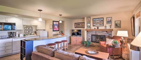 Bend Vacation Rental Condo | 1BR | 1BA | 680 Sq Ft | 3rd Floor