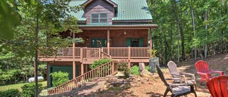 Ellijay Vacation Rental | 3BR | 3.5BA | 2 Stories | 2,700 Sq Ft