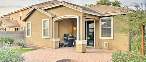 Gilbert Vacation Rental | 2BR | 2BA | 1,316 Sq Ft | Step-Free Access