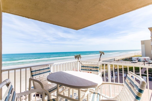 balcony beach view