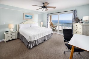 Master Bedroom - King size bed in this beach front master bedroom, wake up and listen to the sound of the ocean...