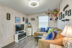 Living Room | Air Conditioning & Central Heating