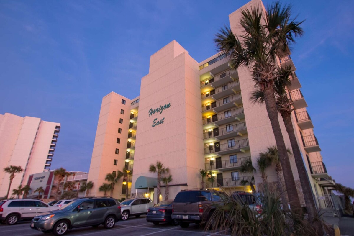 2 Bedroom Oceanfront-Short Drive to Dining/shops – w/Free Tickets to Local Attractions – HE 604