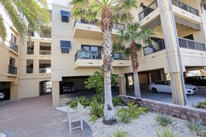 1st Floor Unit