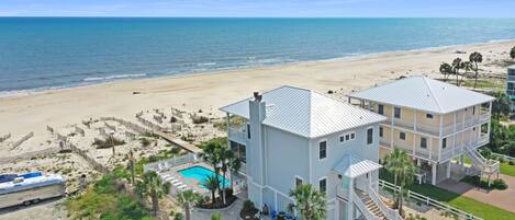 Coastal Cove - Gulf Front Pool & Private Boardwalk