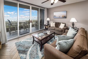 Living Room - Enjoy some cozy family time after a long beach day!