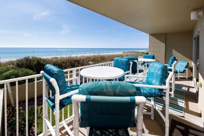 Balcony view - On the balcony there is plenty of comfortable seating for everyone to enjoy the beautiful sunsets!