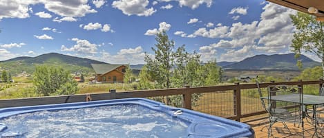 Steamboat Springs Vacation Rental | 3BR | 2BA | 2,500 Sq Ft | Stairs to Access