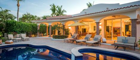 Spend part of your evening relaxing in the spacious hot tub at Villa Las Brisas!