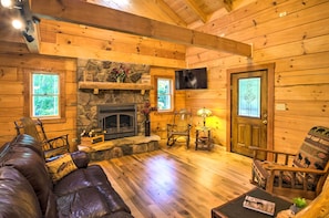 Living Room | Wood-Burning Fireplace | Free WiFi