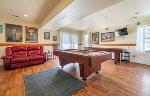 Spielezimmer
