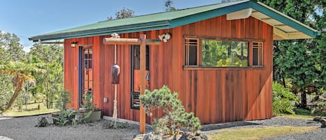 Mountain View Vacation Rental | Studio | 1 BA | 600 Sq Ft | 2 Steps for Access