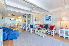 Dune House 14 LIVING ROOM